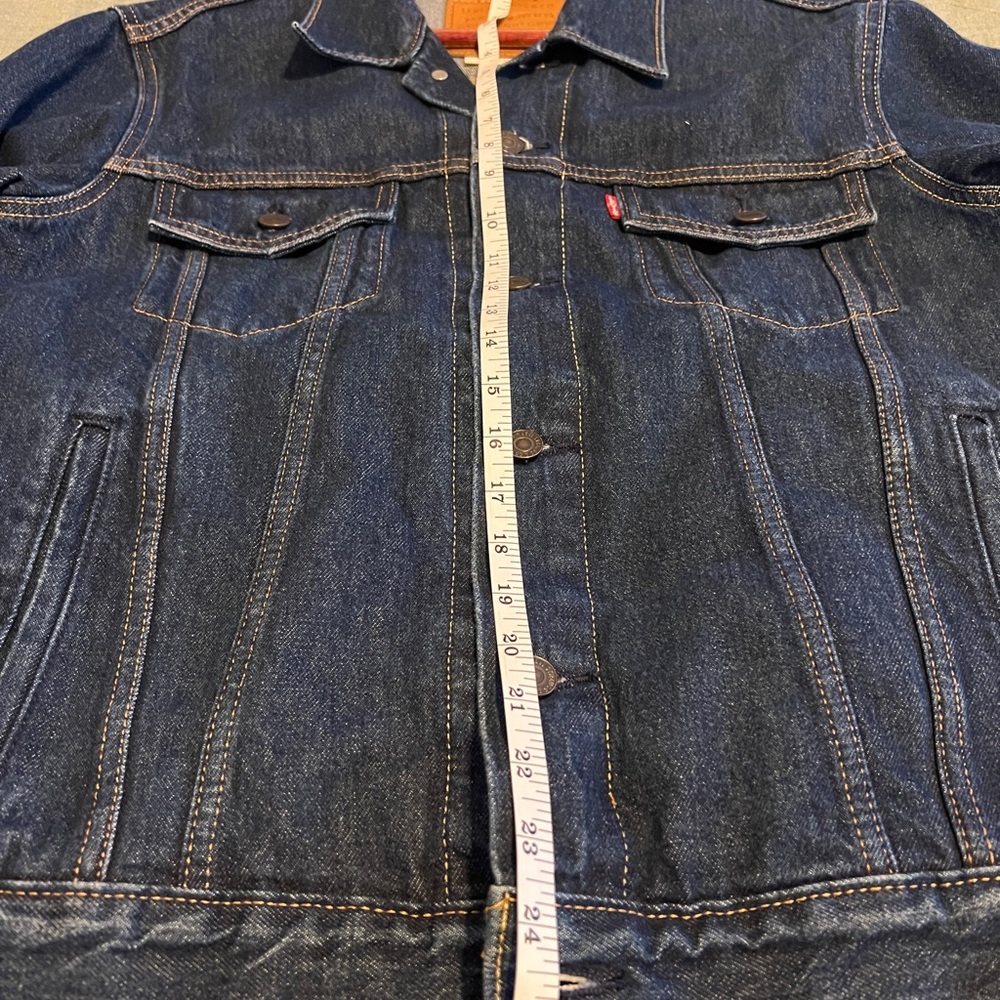 Levi's Dark Blue Denim Trucker Jacket - Picture 7 of 9